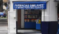 Uruguay también restringe las cadenas de farmacias
